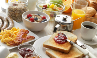Breakfast - საუზმე