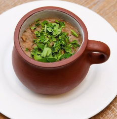 Lobio in a Pot - ლობიო ქოთანში