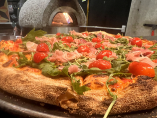 Pizza Sorrentina de 38 cms.