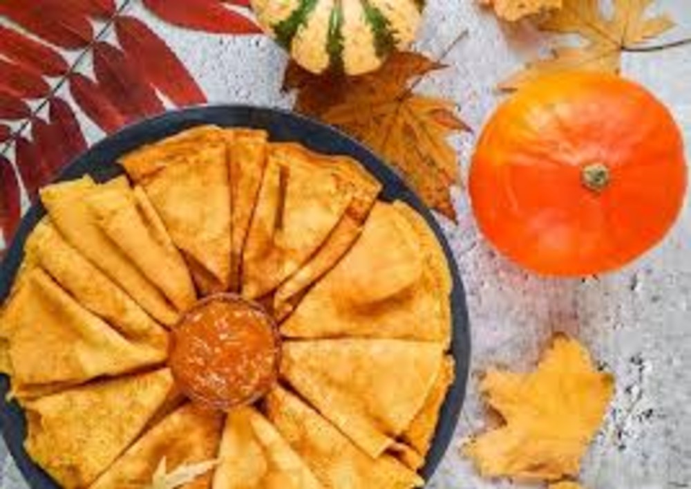 млинці з гарбузом та курагою