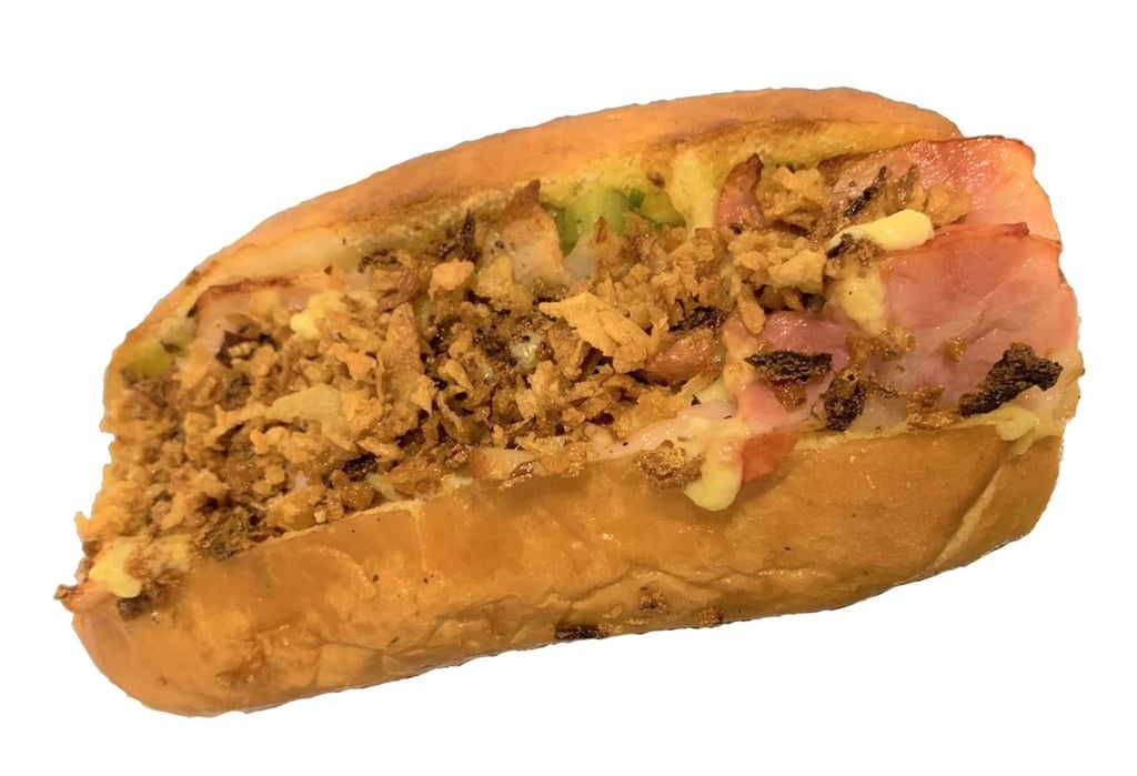 Хот-Дог з беконом та цибулею (запечений)