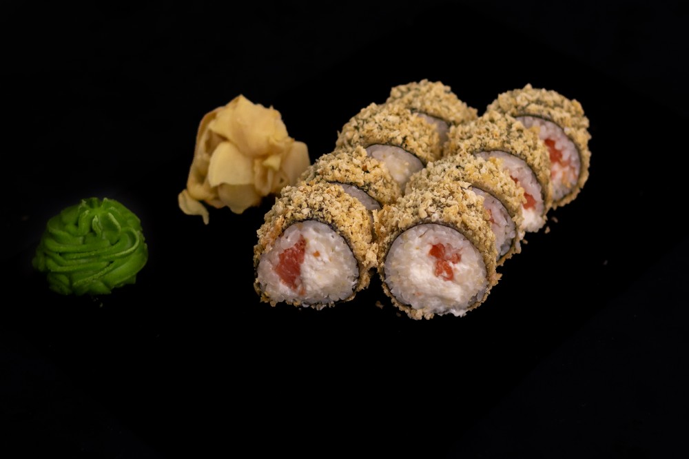 Гарячий Рол з Лососем