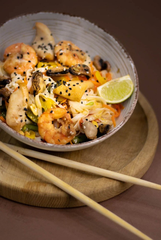 Рисова локшина з морепродуктами