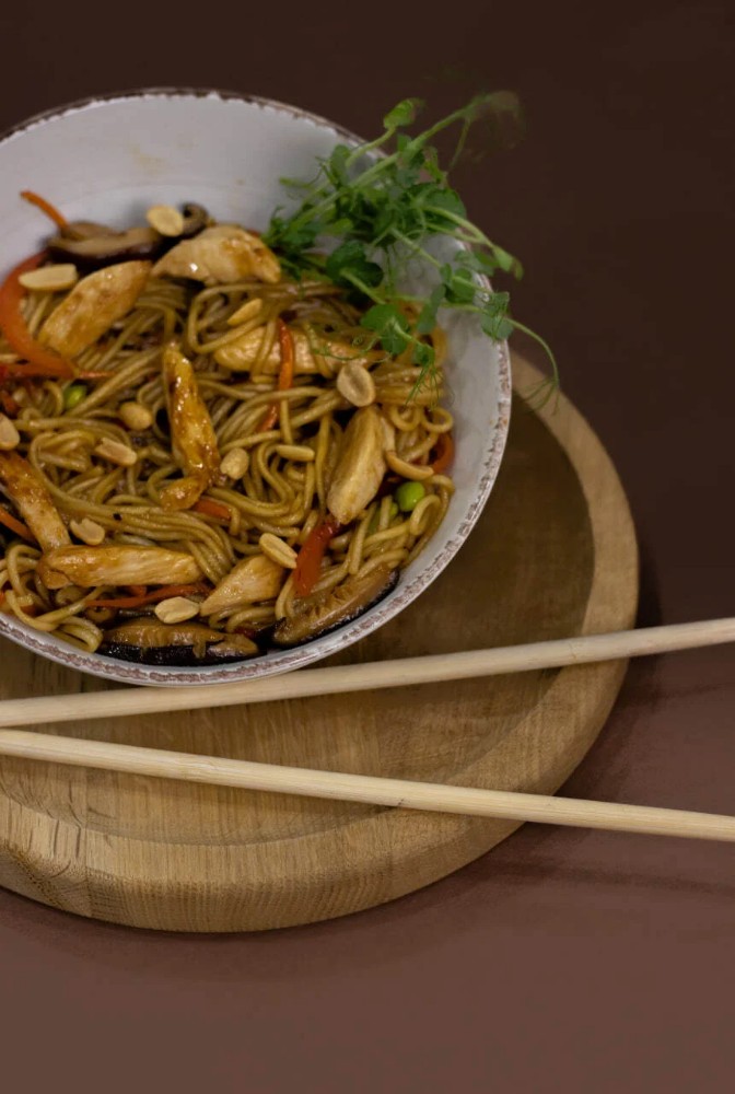 Яєчна локшина з куркою