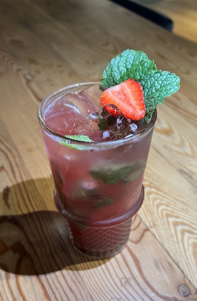 Berry lemonade