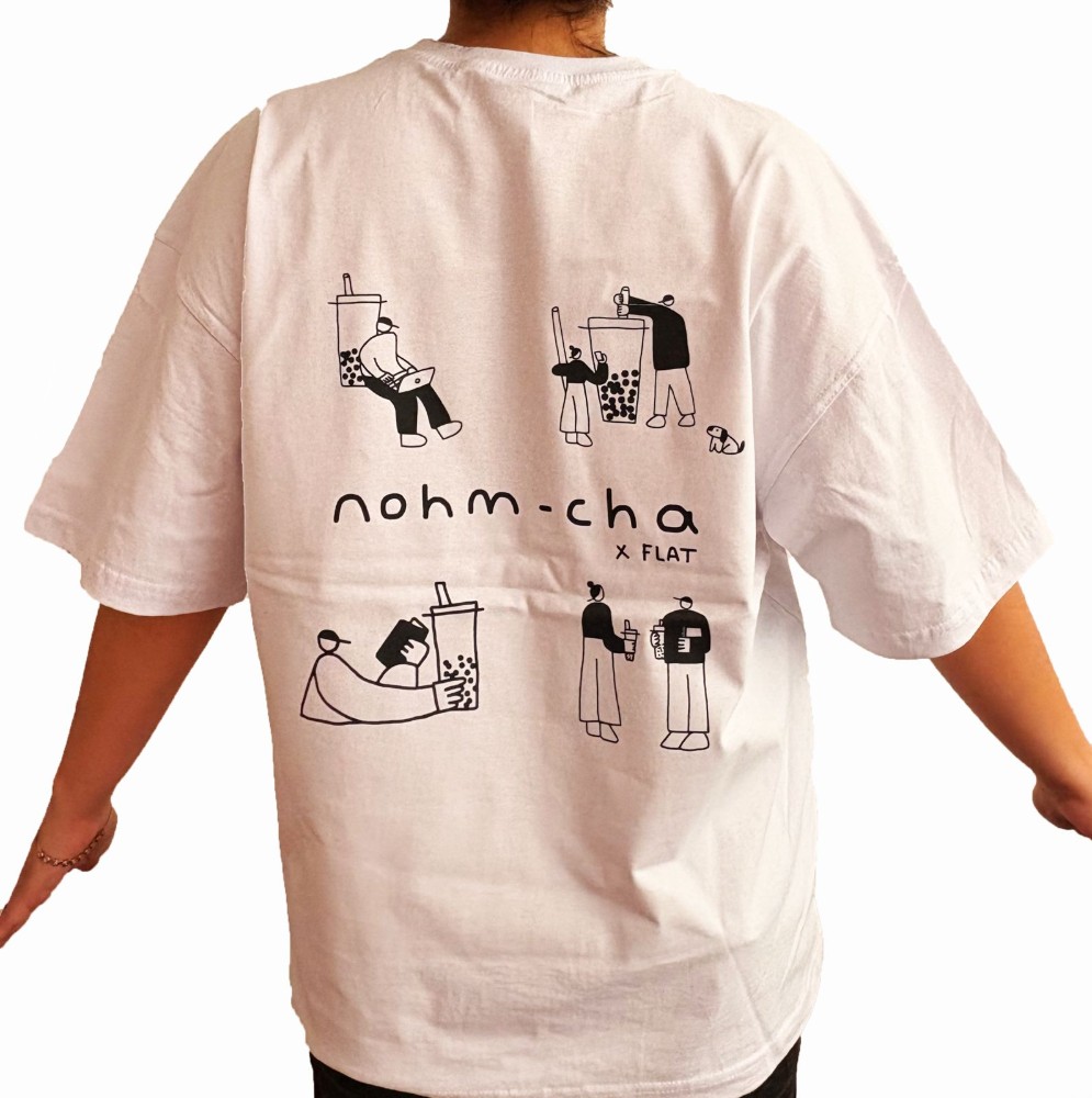 PLAYERA BLANCA  OVER SIZE, ESTAMPADA BY FLAT