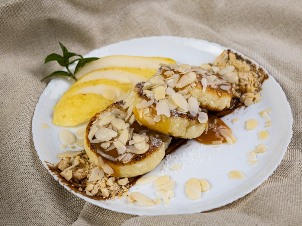 Сирники з карамеллю