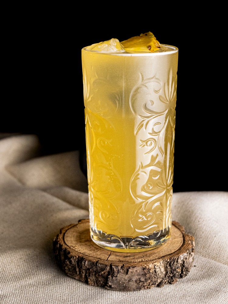 Pineapple split