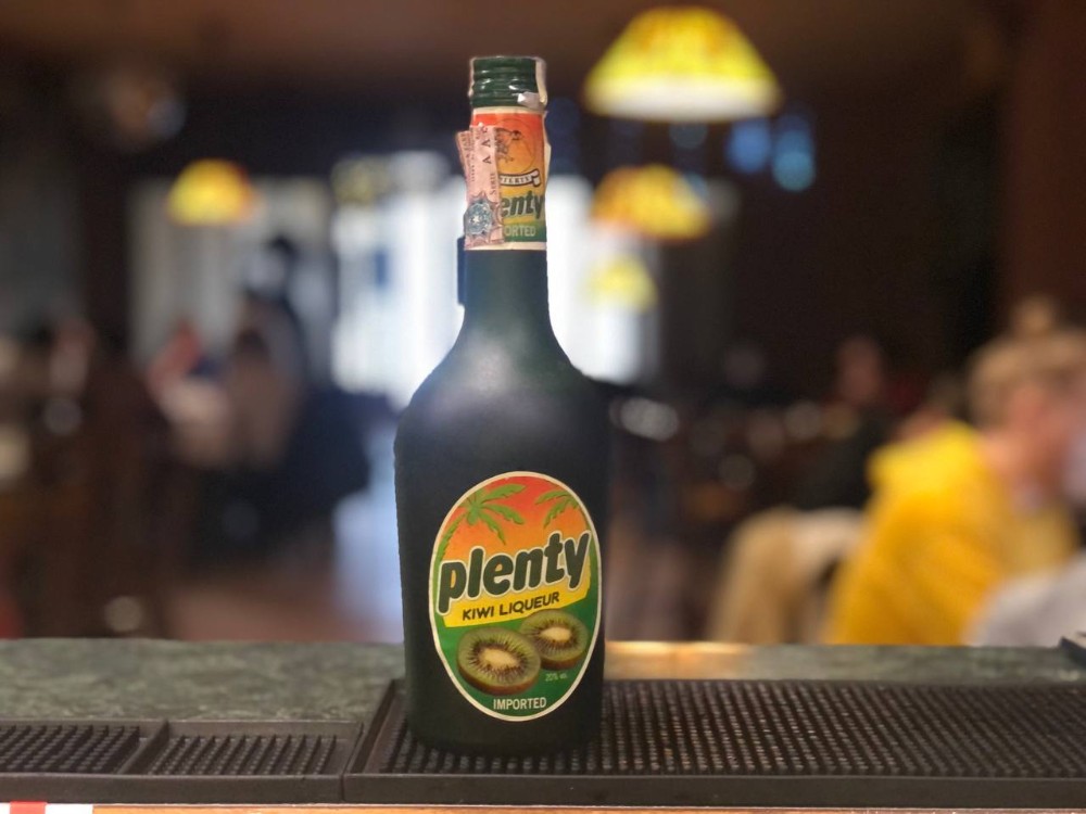 Kiwi Liqueur Plenty 1980-s.