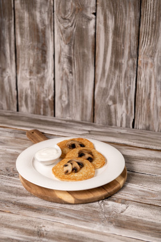 Деруни з грибочками