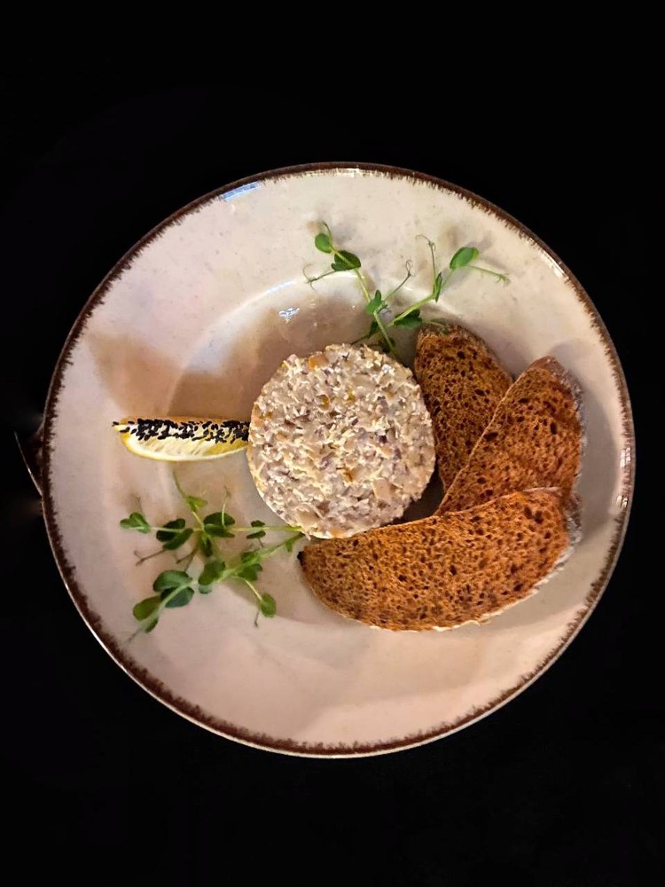 ФОРШМАК "Одеський" з рисовими хлібцями