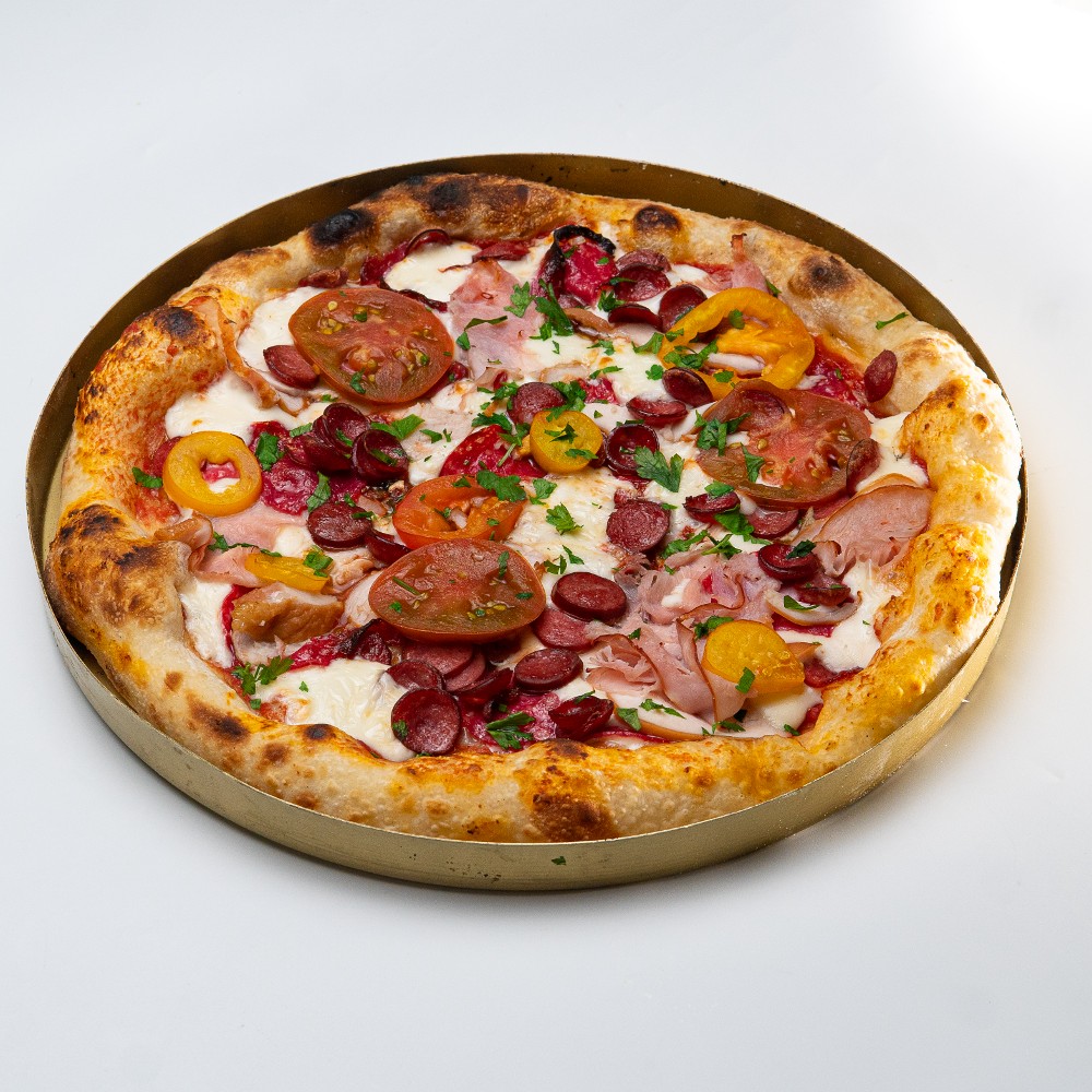 опт .Піца Чотири М'я́са