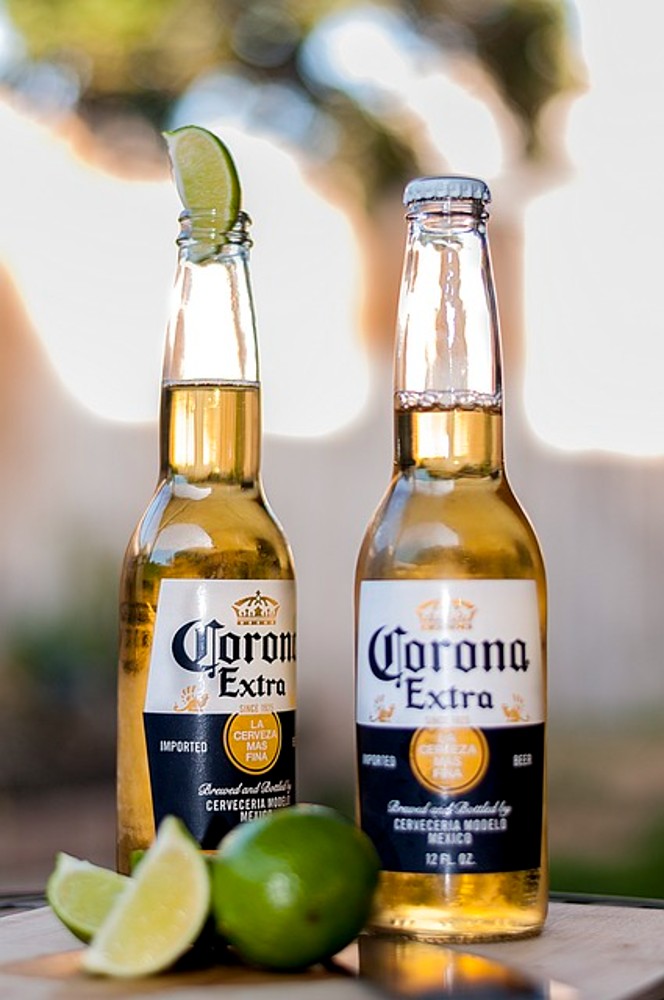 Пиво Corona Extra