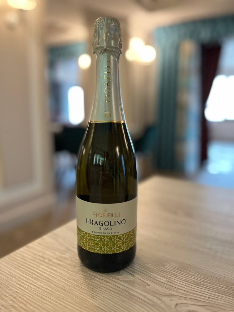 Вино Ігристе  Fiorelli bianco