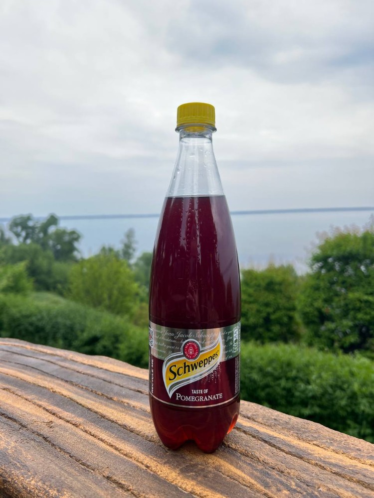 Тонік Швепс Гранат 0.75 (ПЕТ)