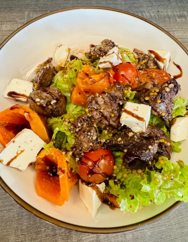 Салат з гарбузом та печінкою