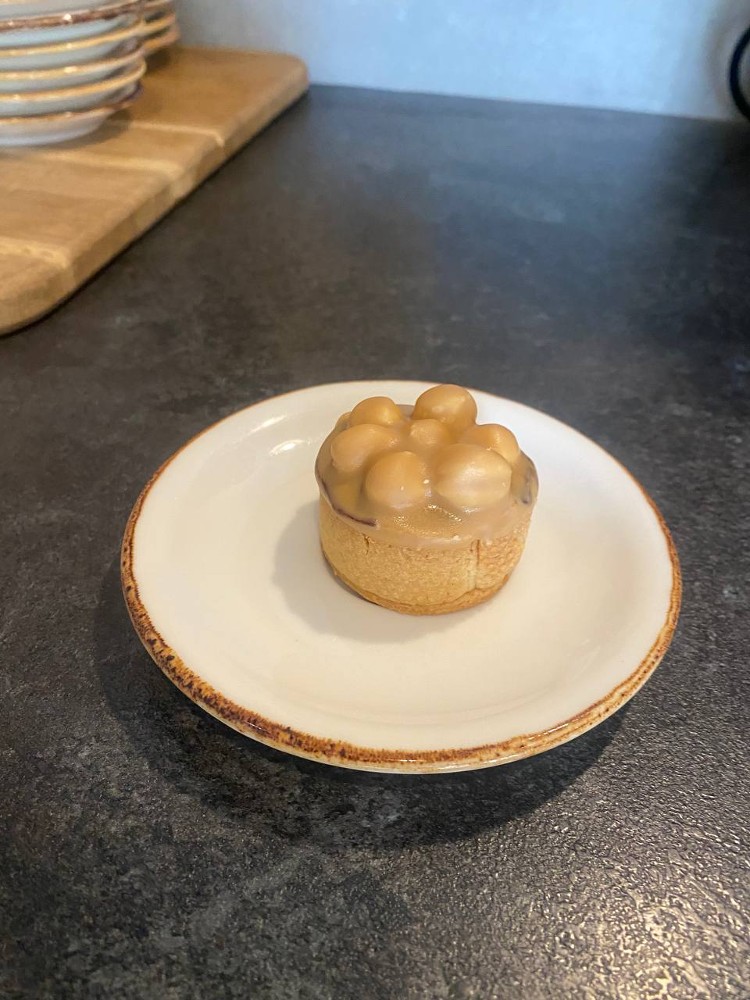 *З собою Тарталетка Горіхова