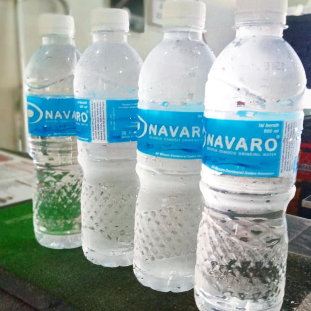 Navaro Water Botol 600ml