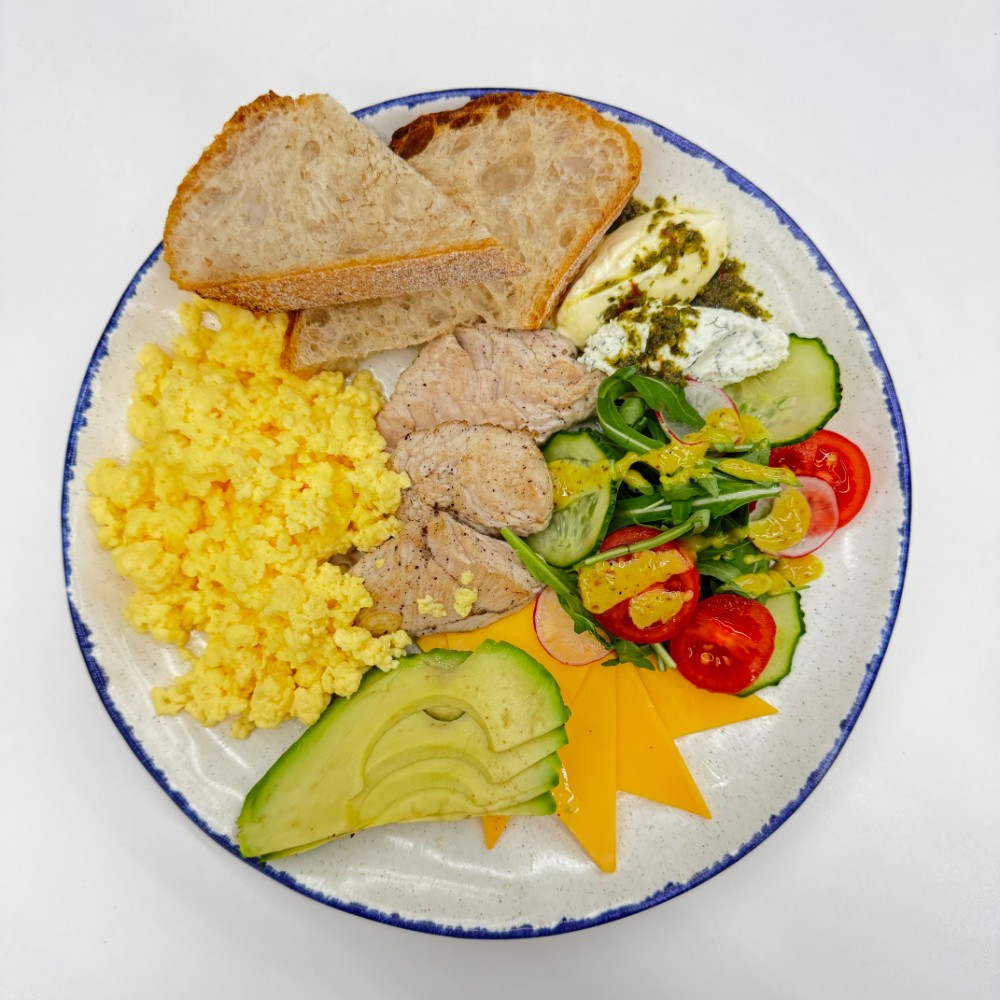 Sisters сніданок з індичкою