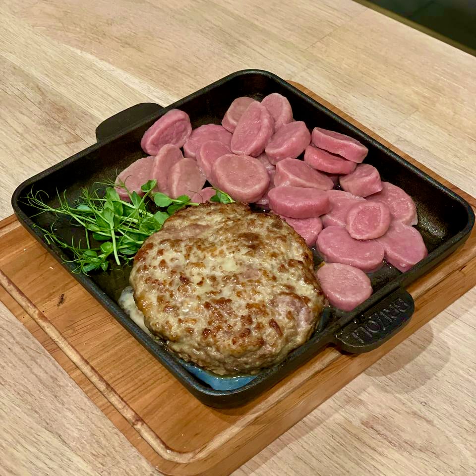 Котлета з грибами та ньоками
