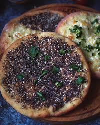 Манакіш з затаром