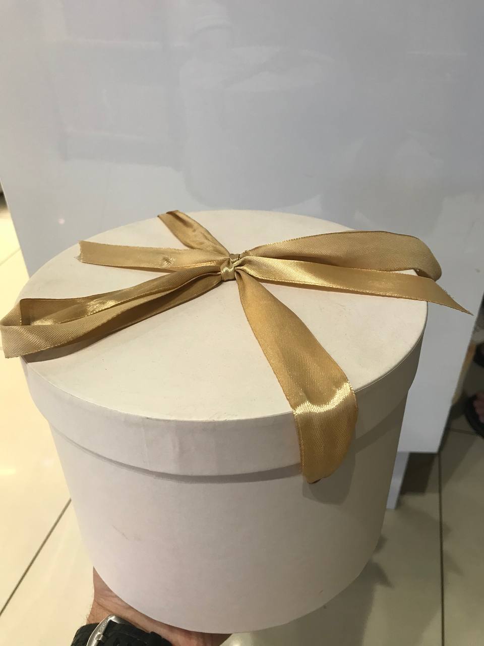 Тубус білий круглий