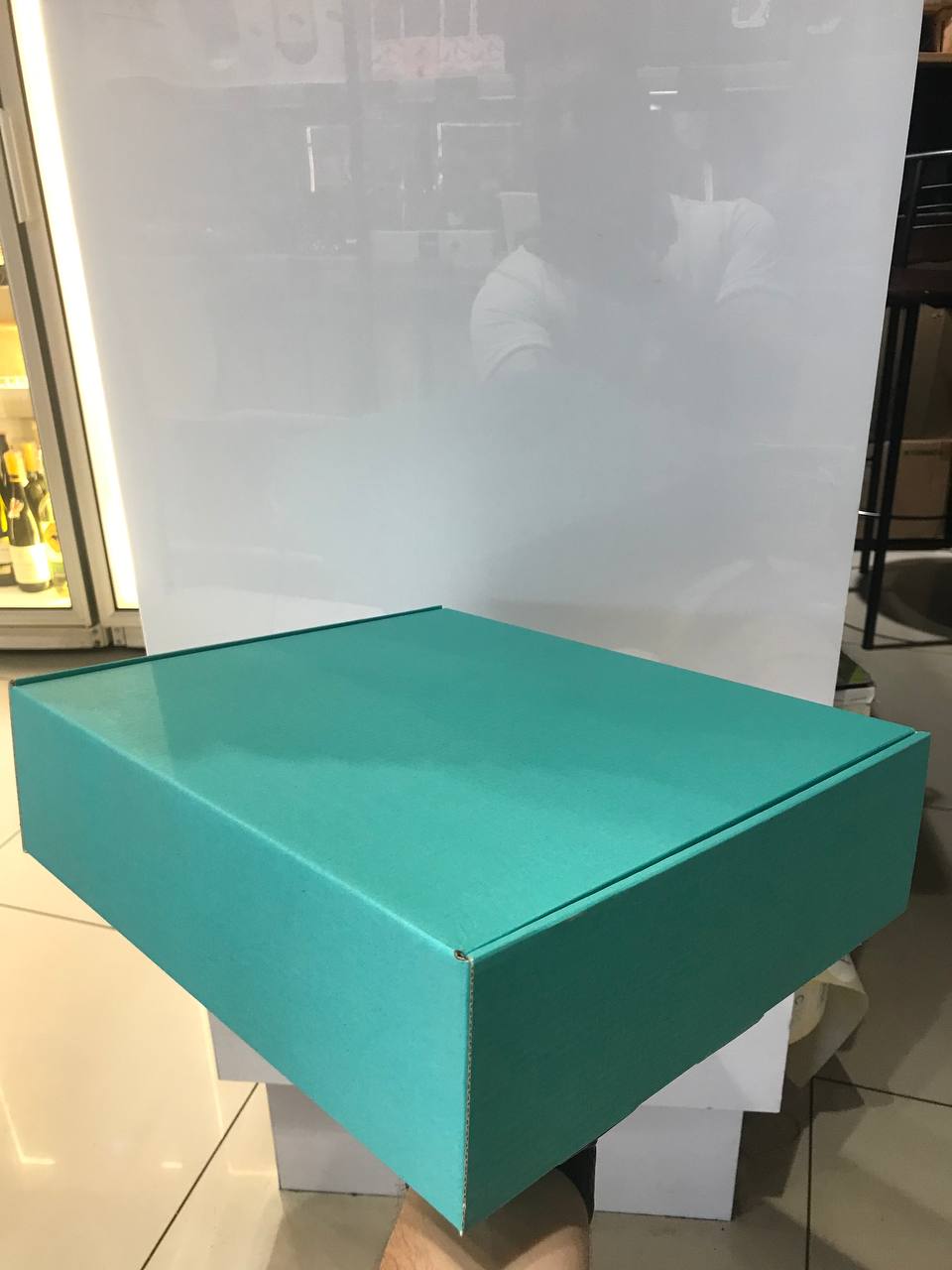 Коробка крафт кольорова подарункова