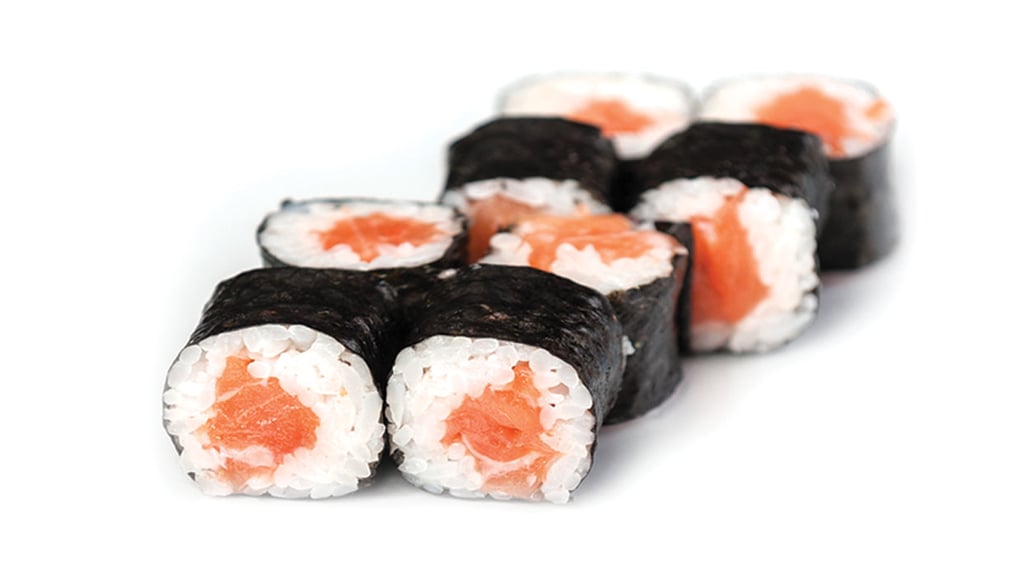 Маки з лососем