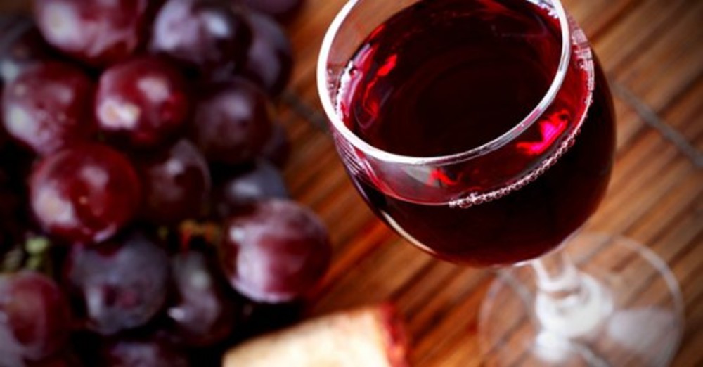 ღვინო ქინძმარაული (ჭიქა) - Wine Kindzmarauli (glass)