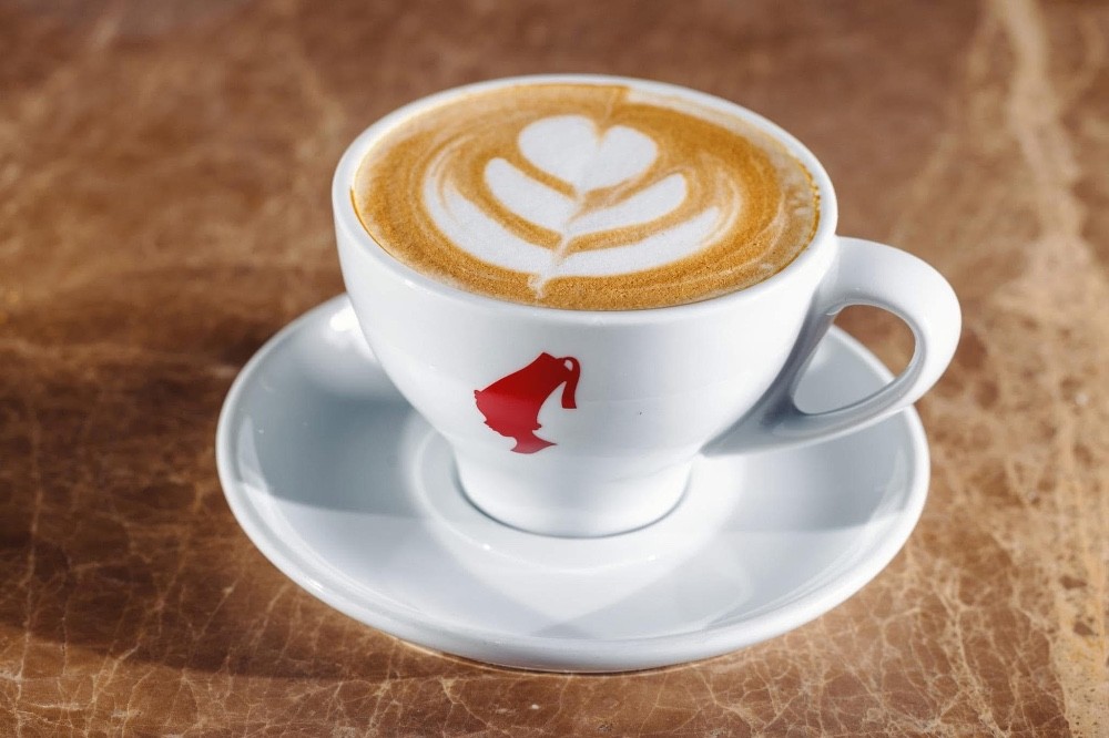 ყავა კაპუჩინო - coffee cappuccino
