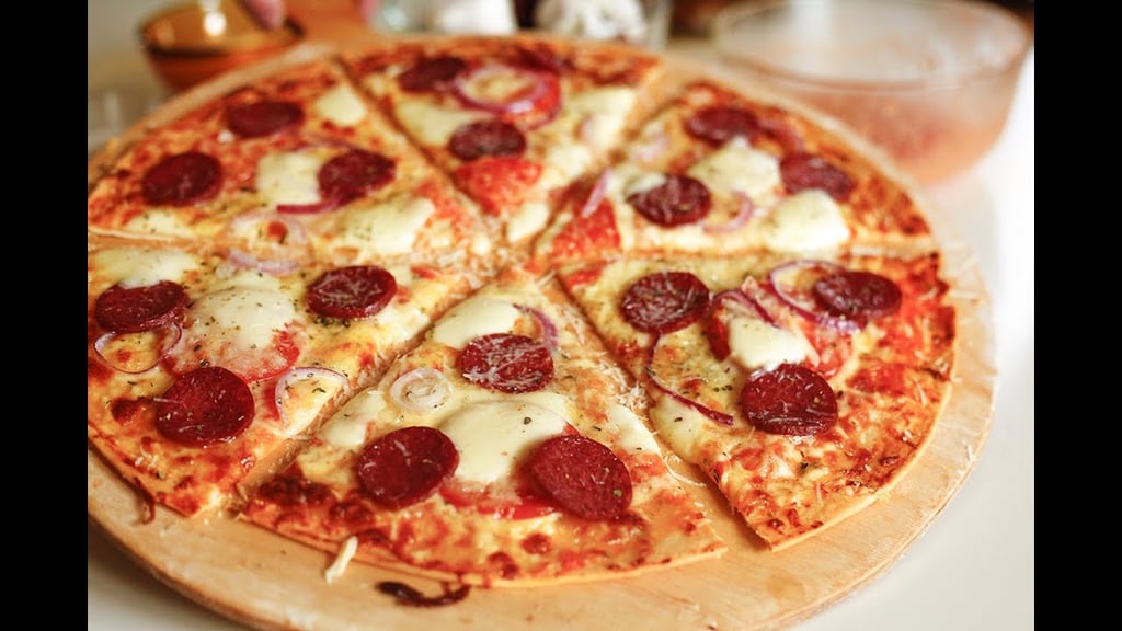 პიცა პეპერონი - pizza pepperoni