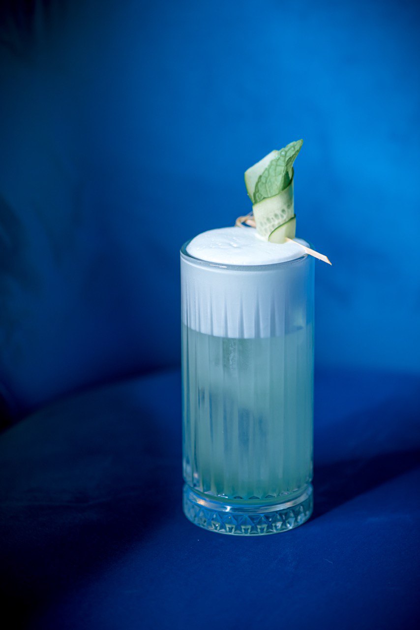Коктейль Gin Basil Smash