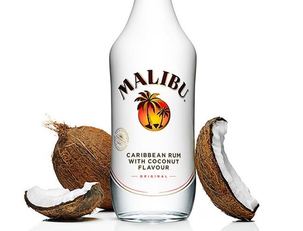 Лікер "Malibu"