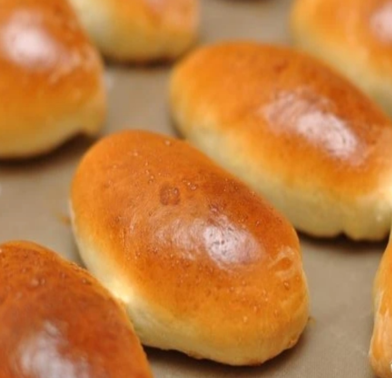 Пиріжок з капустою /картоплею печений