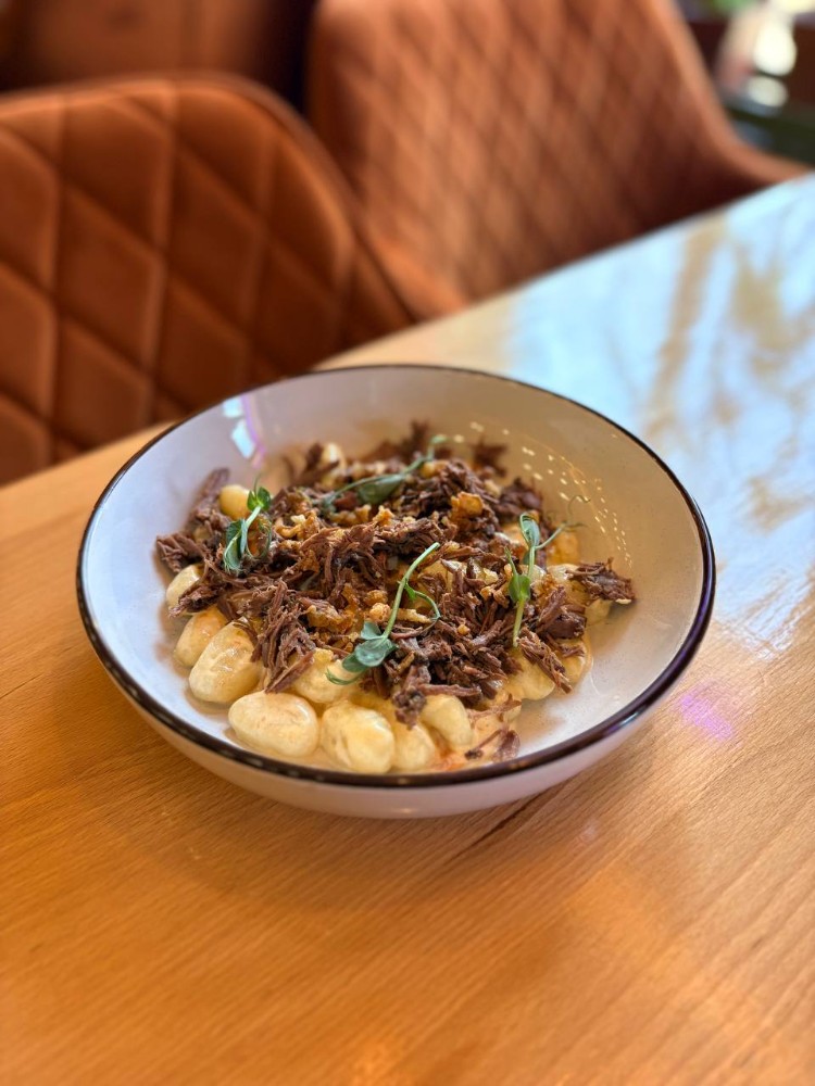 Ньокі з рваною телятиною