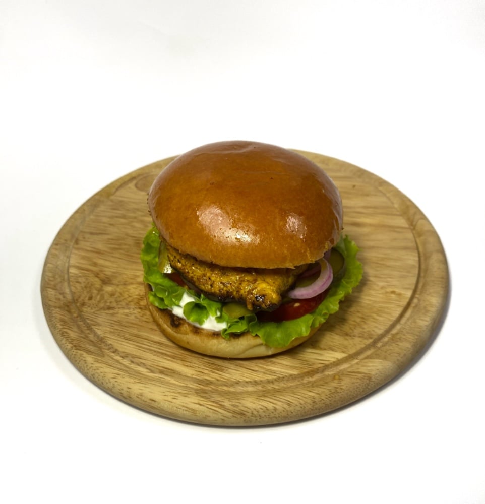 Chicken  Burger + СТРИПСЫ 4 ШТ + КОЛА 0.5