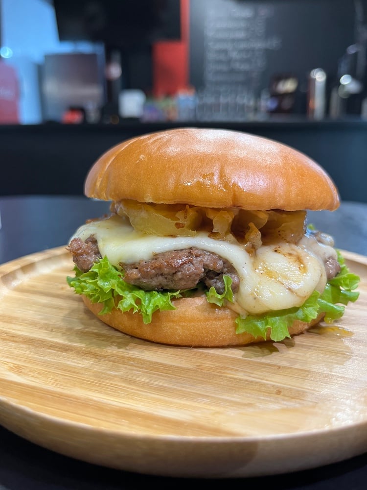 ALOHA BURGER