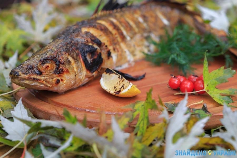 Судак запечений в печі