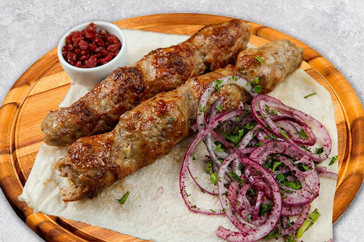 Люля-кебаб з баранини.