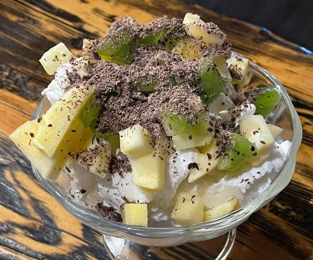 Морозиво з фруктами