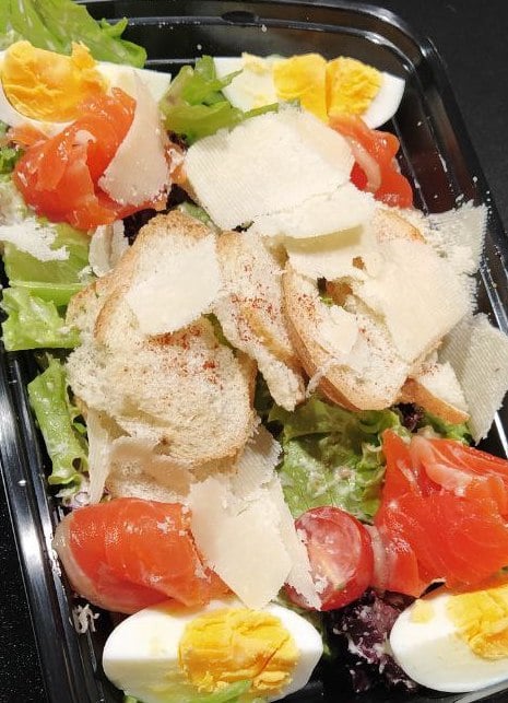 Салат Цезарь (250г)