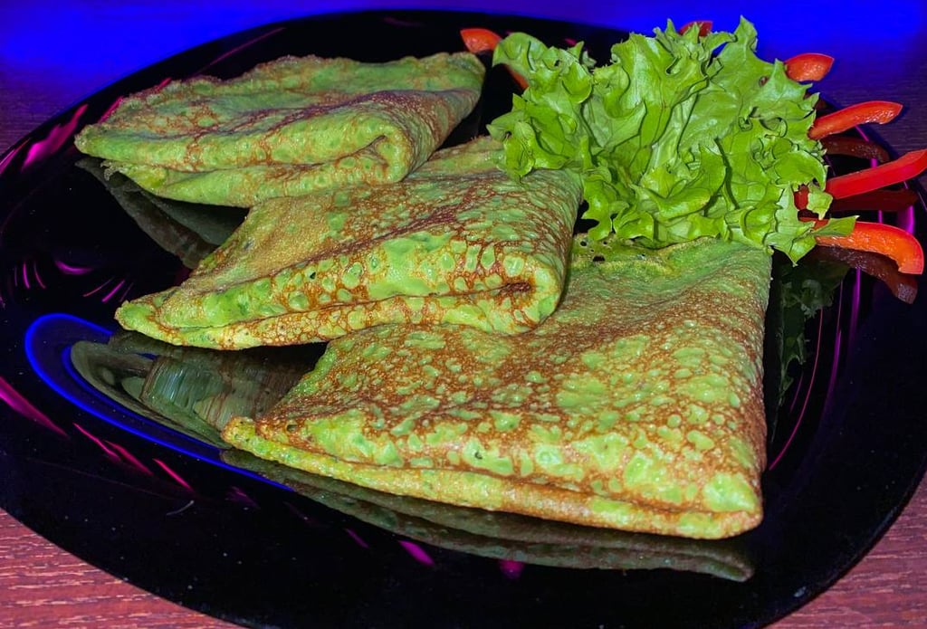 Млинці з шинкою та сиром