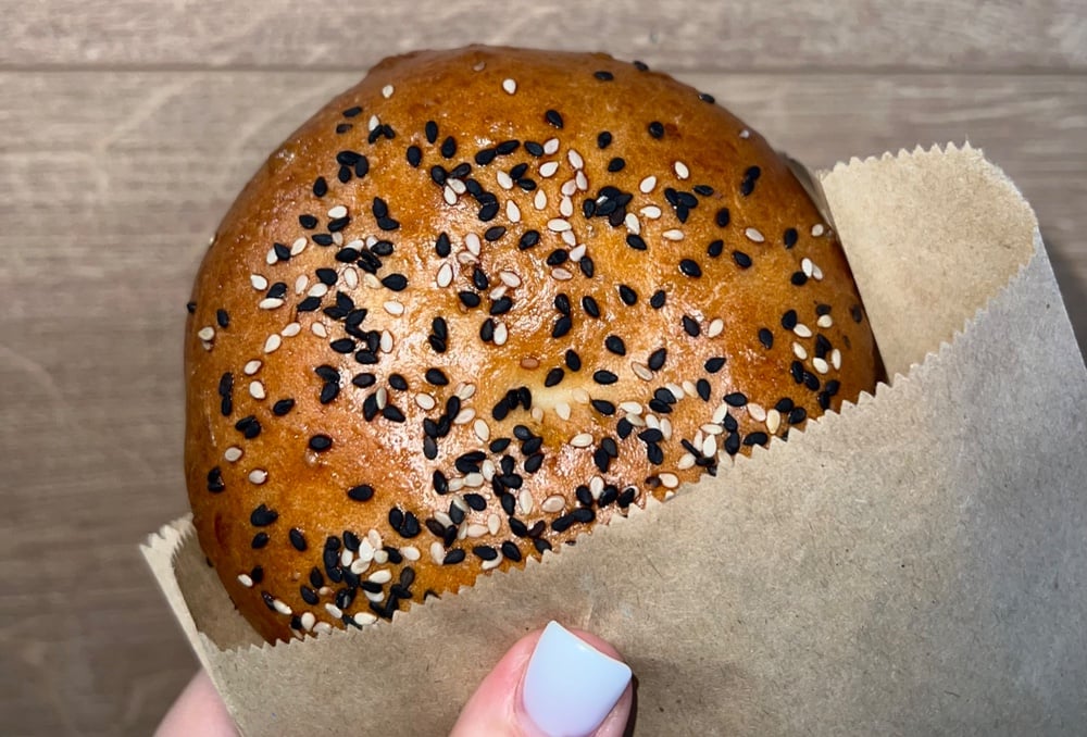 Бургер з куркою та шинкою