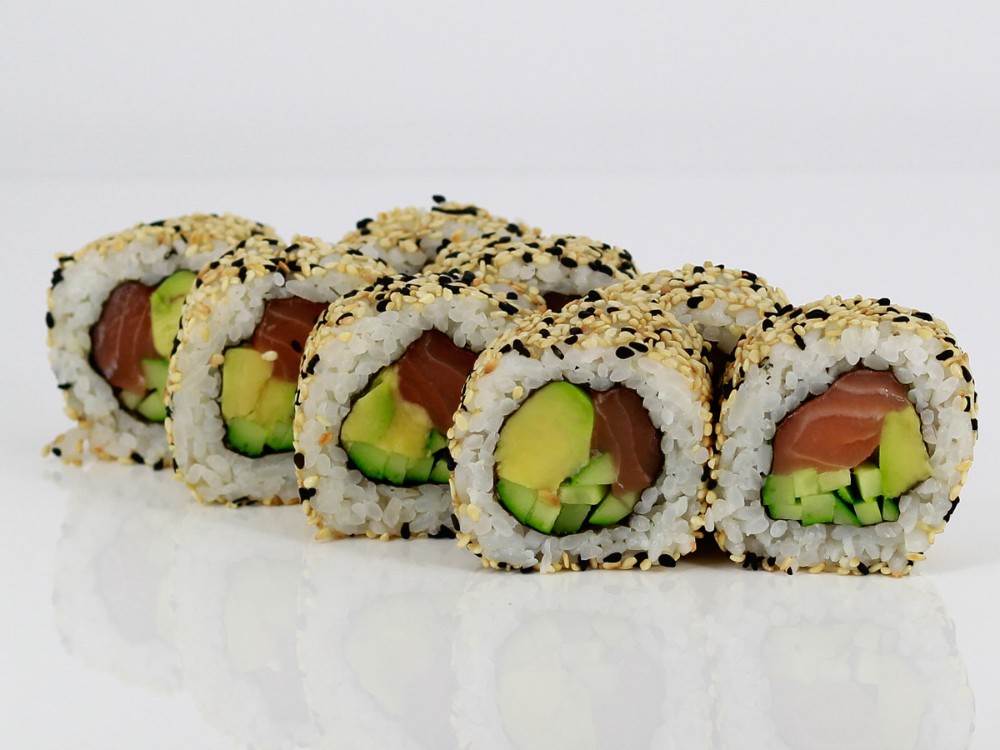 Каліфорнія з слабосолоним лососем