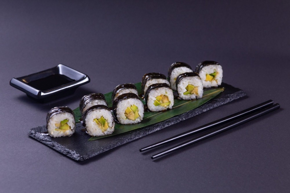 Макі з огірком