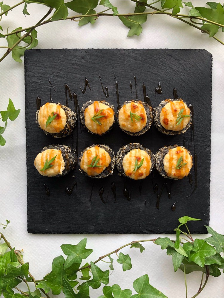 Запечений рол з вугрем Глово