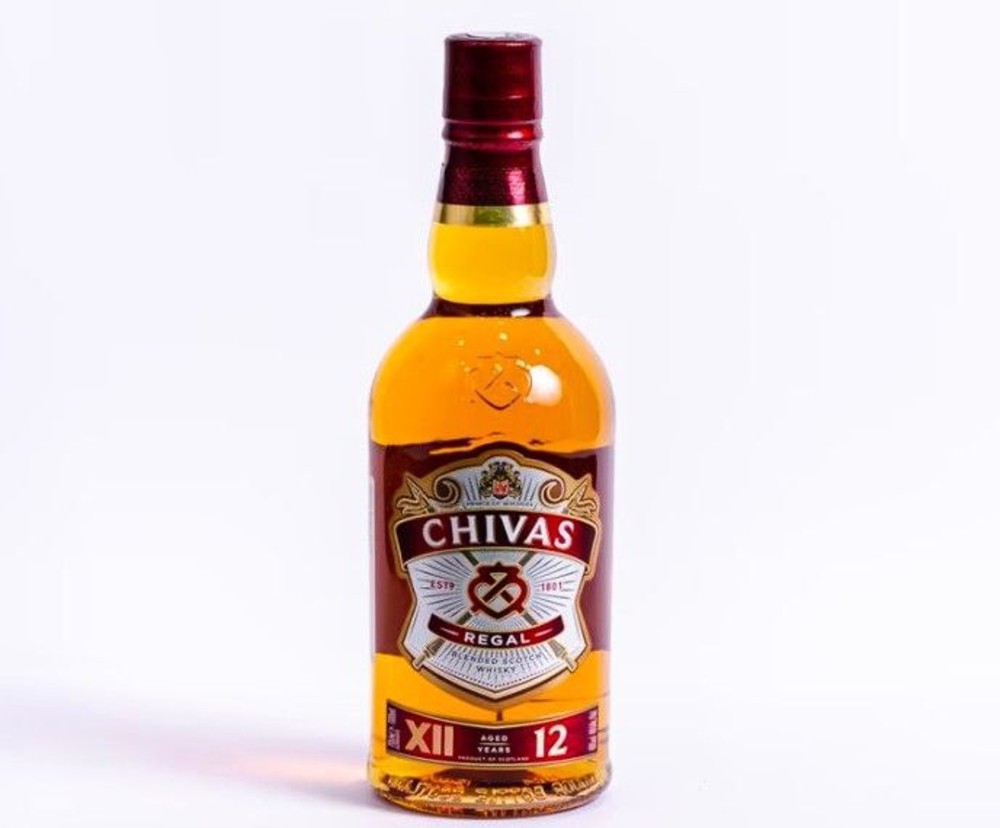 Виски CHIVAS REGAL  0,5