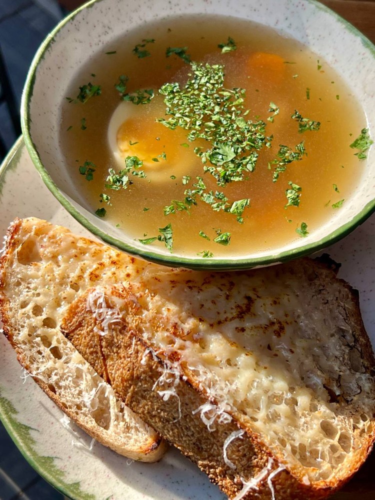 Курячий бульйон