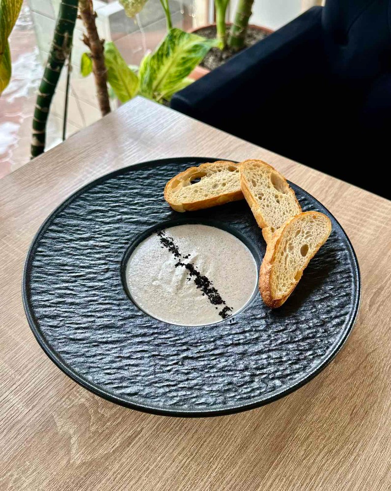 Крем суп із лісових грибів