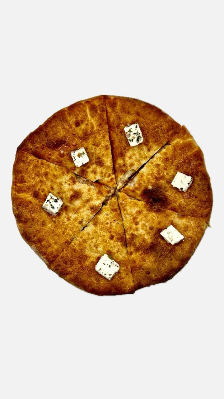 Хачапурі з м' ясом та сиром